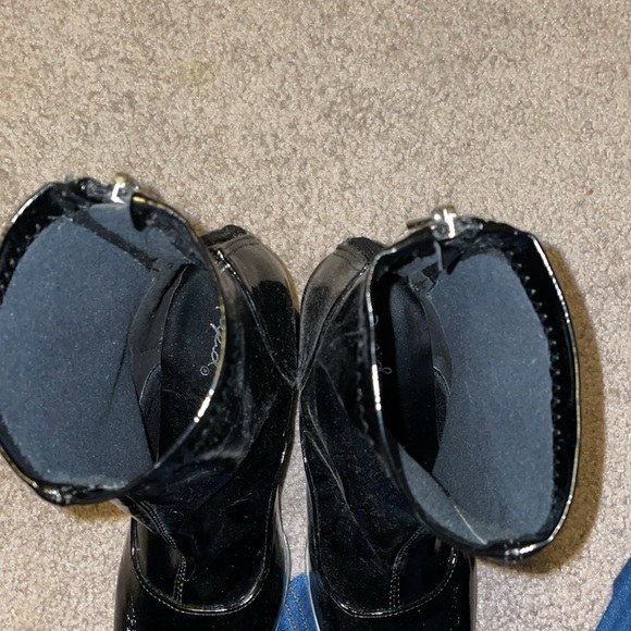 Qupid Faux Leather Heeled Boots size 6 - Picture 8 of 14